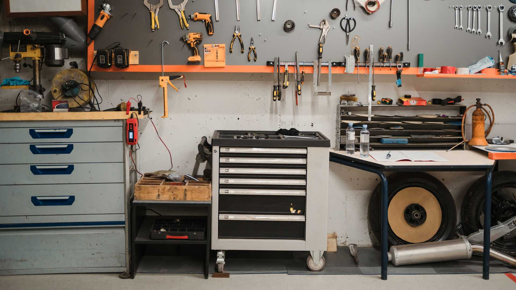 Transform Your Garage into a Functional Workspace